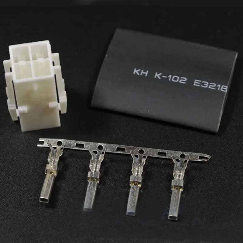 1 Takım 4 Pin DC Kısa Dalga Güç soketli konnektör Kablo Adaptörü Yaesu FT - 450 FT-991 Kenwood TS-480 ICOM IC-7000 IC-7600 Radyo Görüntü 0