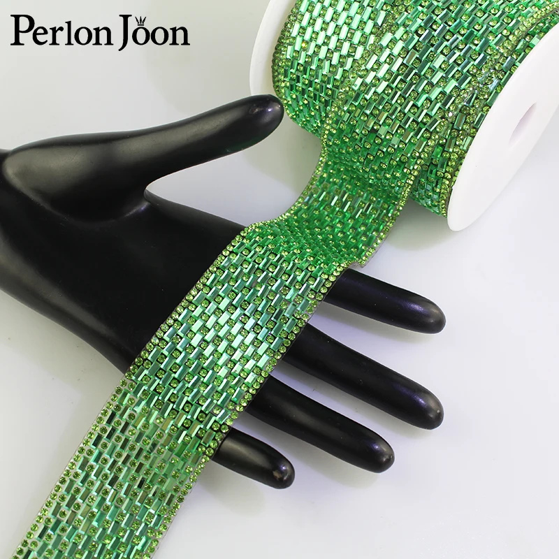 1 yard boyutu 4.5 cm yeşil sıcak düzeltme suni elmas cam şerit kristal rhinestone trim bant dekoratif ayakkabı giyim Aksesuarları TR014 Görüntü 0