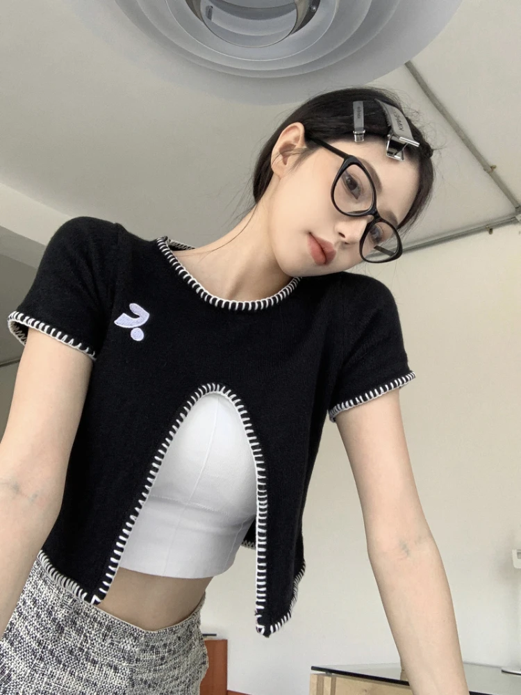 ADAgirl Düzensiz Kırpma Üstleri Kadın Kore Moda Bölünmüş Kısa Kollu Triko T-Shirt Y2k Kpop Tasarım Estetik Elbise Alt Ins Görüntü 1