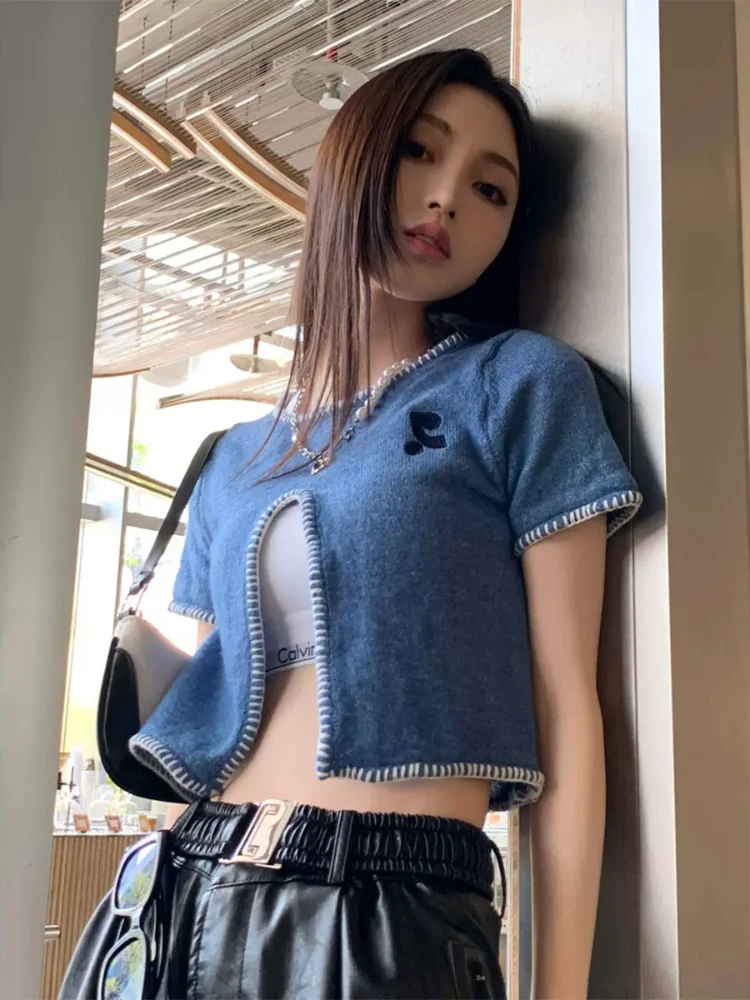 ADAgirl Düzensiz Kırpma Üstleri Kadın Kore Moda Bölünmüş Kısa Kollu Triko T-Shirt Y2k Kpop Tasarım Estetik Elbise Alt Ins Görüntü 2
